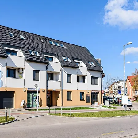 Apartmán Hid19 Belvaros-free Parking-terrace Az Rq Vizi Elmenypark Es Gyogyfuerdonel *